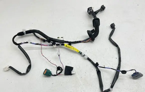 Nissan X-Trail T32 Front door wiring loom 241246FL2D