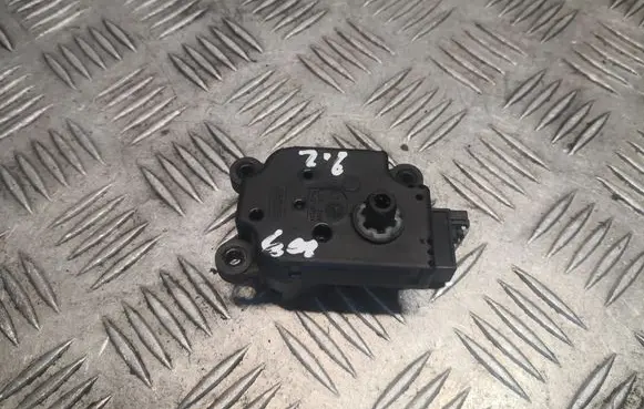 Mercedes-Benz C W203 Intake manifold valve actuator/motor A2038201642 2038201642