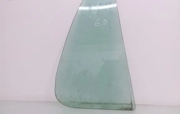 Mercedes-Benz ML W163 Rear vent window glass A1637350209