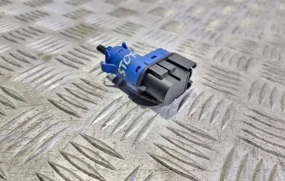 Brake pedal sensor switch