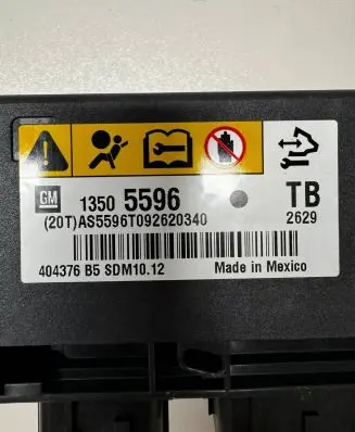 Opel Insignia A Airbag control unit/module 13505596