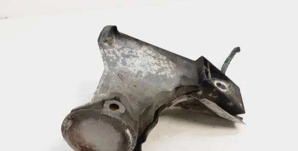 BMW X5 E70 Engine mounting bracket 6777263