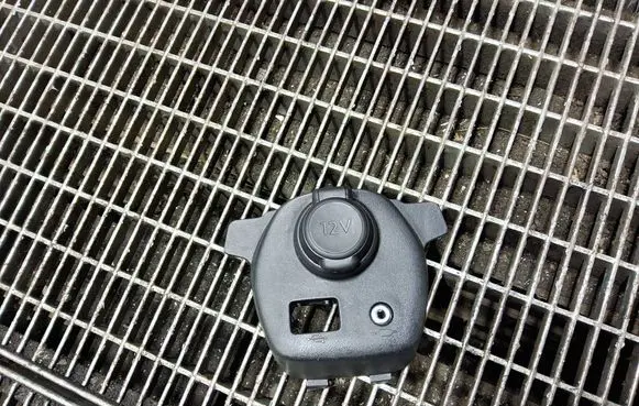 Toyota Aygo AB40 12 V Socket (front) 554770H010
