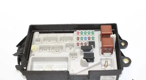 Lexus LS 430 Fuse box set 8267050080