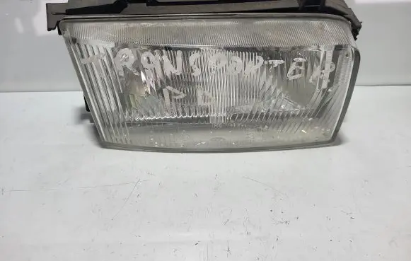 Volkswagen Transporter - Caravelle T4 Headlight/headlamp 6777357 318377H1