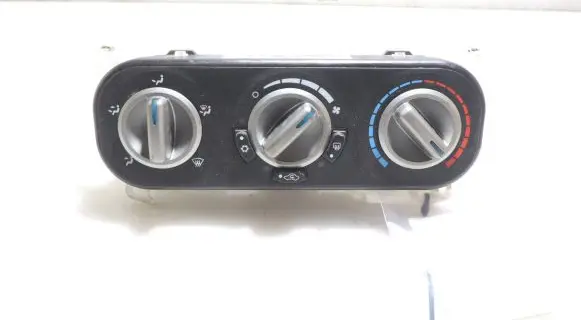 Jeep Compass Interior fan control switch 