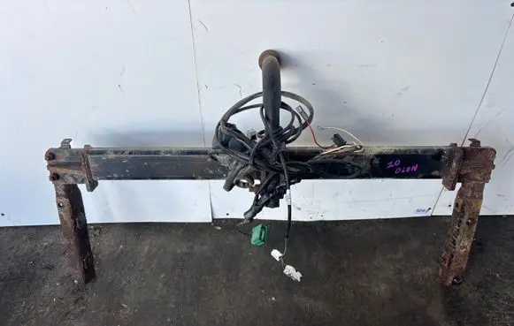 Nissan Note (E11) Tow bar set