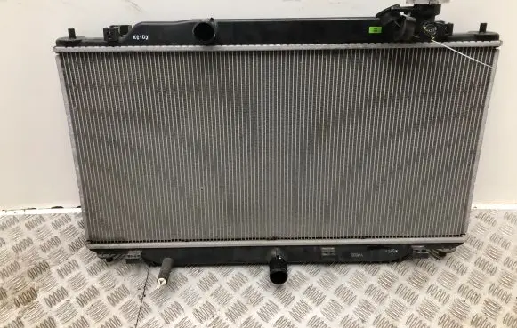 Mazda 3 III Coolant radiator
