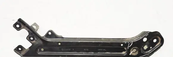 Skoda Octavia Mk4 Headlight/headlamp mounting bracket 5E3806929