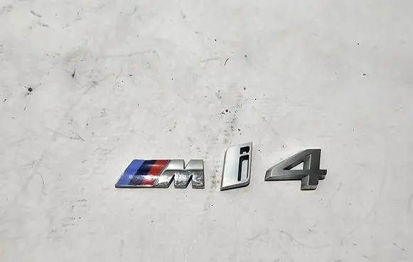 BMW 4 G22 G23 G24 G26 Manufacturer badge logo/emblem 