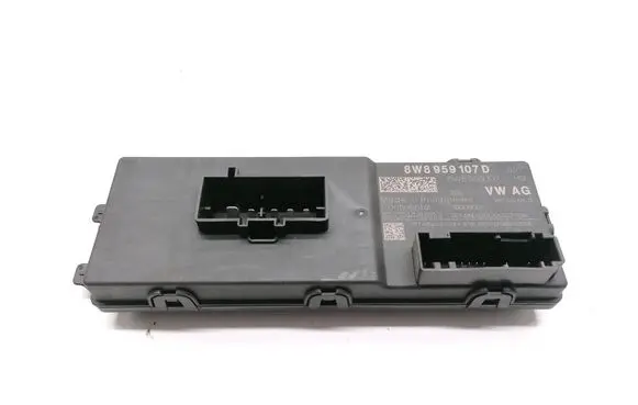 Audi e-tron Tailgate/trunk control unit/module 8W8959107D