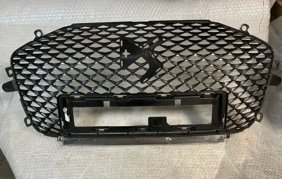 Citroen DS3 Front bumper upper radiator grill 9820809280 2180660X