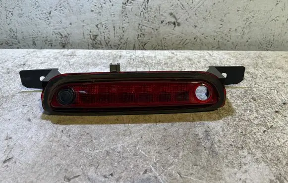 Chrysler 300C Third/center stoplight 68042177AG