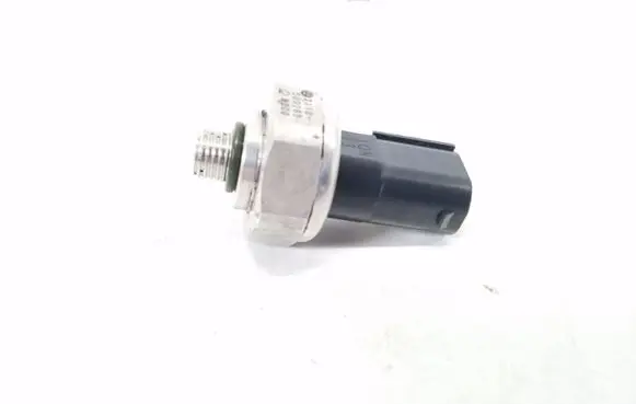 Mercedes-Benz GL X164 Air conditioning (A/C) pressure sensor A2110000283