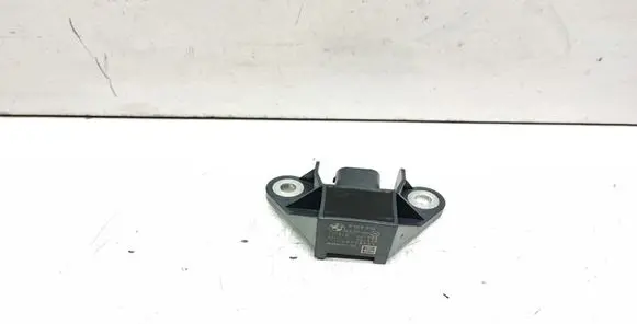 BMW 5 F10 F11 Airbag deployment crash/impact sensor 9159310 65779159310