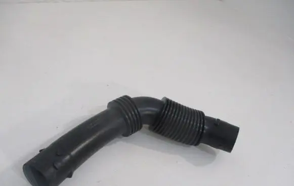 Citroen C4 II Air intake hose/pipe 9675055580