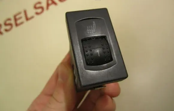 Volkswagen PASSAT B5 Seat heating switch 3B0963563C
