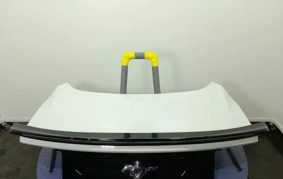 Tailgate/trunk/boot lid
