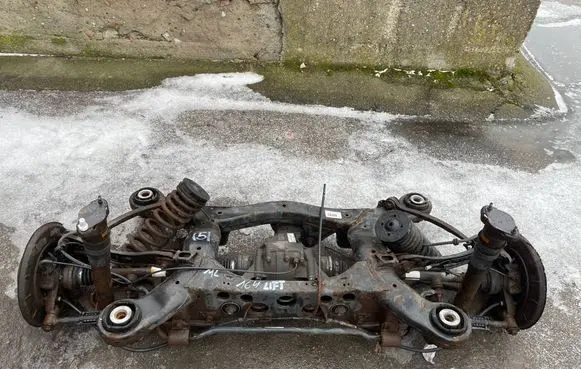 Mercedes-Benz ML W164 Rear axle beam with reductor A1643500414