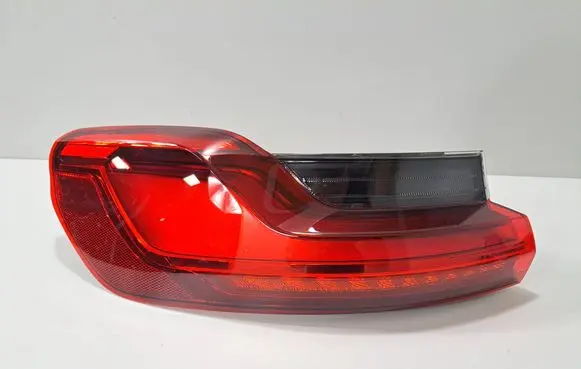 BMW X4M F98 Rear/tail lights 7409395