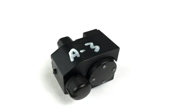 Wing mirror switch