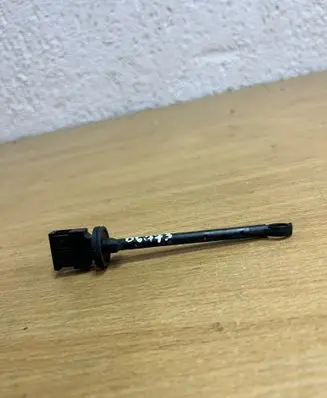 Audi A8 S8 D3 4E Oil temperature sensor 4E0820539 D6773