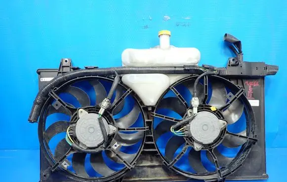 Mazda 6 Radiator cooling fan shroud GS1D67P13 K7005