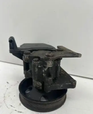 Mercedes-Benz C W202 Power steering pump A0024663001 7691900505