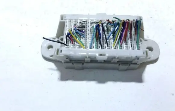 Lexus GS 300 350 430 450H Fuse box set 4j250016 9253