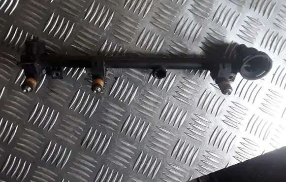Renault Megane I Fuel injector 7700112519 H029611