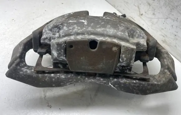BMW 7 F01 F02 F03 F04 Front brake caliper