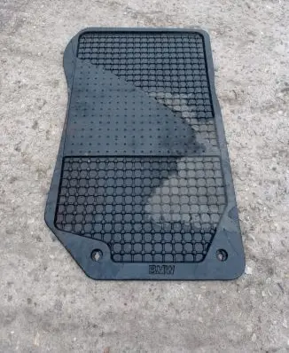 BMW 3 E36 Front floor mat 9405057