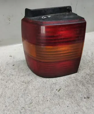 Volkswagen PASSAT B4 Rear/tail lights