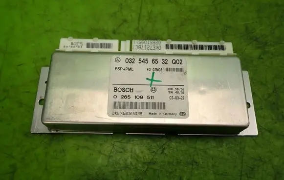 Mercedes-Benz E W211 ESP (stability system) control unit 