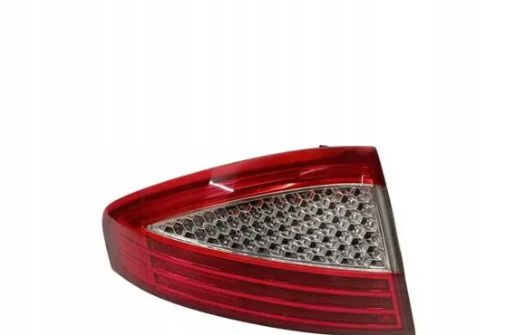 Ford Mondeo MK IV Rear/tail lights 7S7113405A