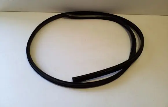 Opel Vivaro Sliding door rubber seal 