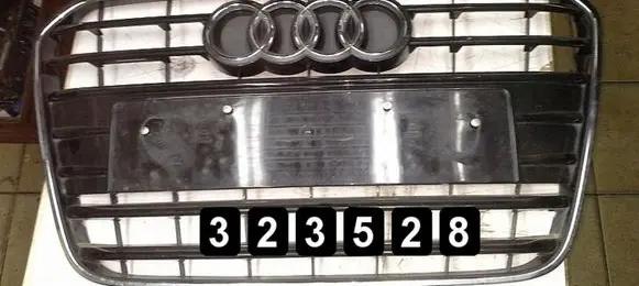 Audi Q7 4L Front grill 4G0853037