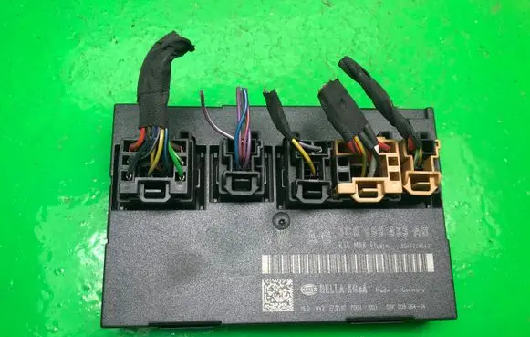 Volkswagen PASSAT B6 Comfort/convenience module 3C0959433AB