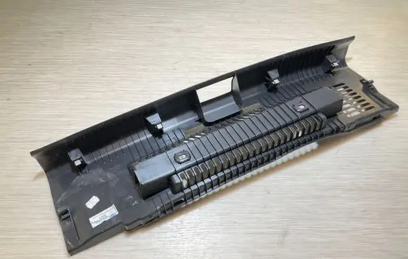 Skoda Fabia Mk3 (NJ) Trunk/boot sill cover protection 6V6863459