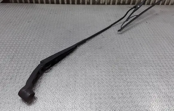 Hyundai i20 (PB PBT) Windshield/front glass wiper blade 