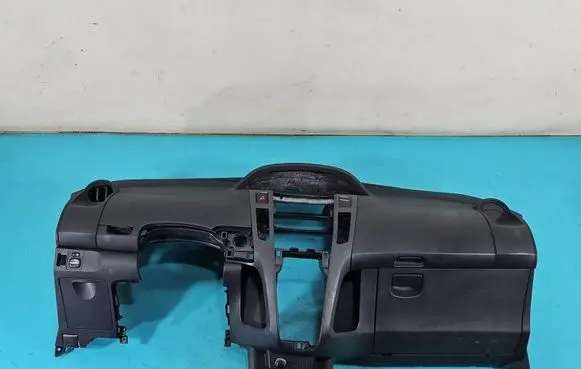 Toyota Yaris Dashboard IMPRK1530065
