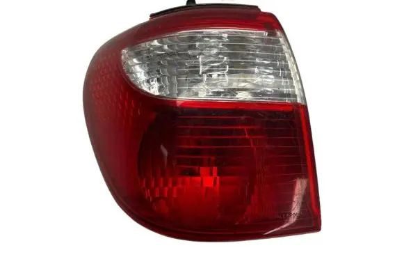 Mazda 626 Rear/tail lights P0661