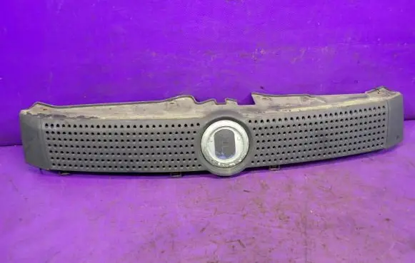Fiat Panda 141 Front bumper upper radiator grill 735314236