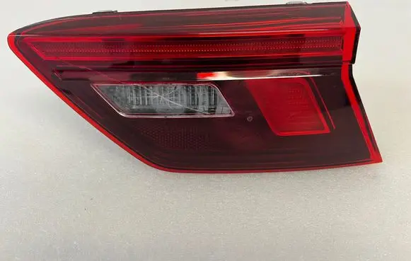 Volkswagen Tiguan Tailgate rear/tail lights 2SA01252002 00500174 163128