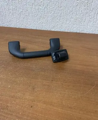 Mercedes-Benz E A207 Front interior roof grab handle A204100051 G181