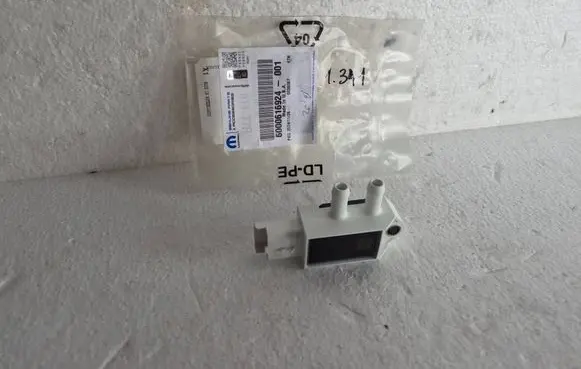 Renault Talisman Exhaust gas pressure sensor 227701177R 6000616924