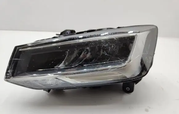 Audi Q2 - Headlight/headlamp 81A941011C