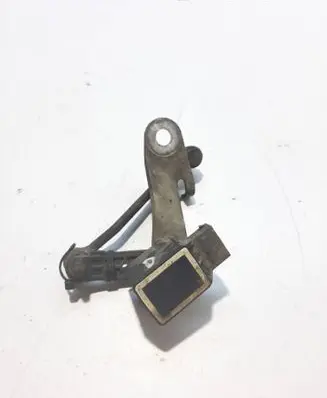 Headlight/headlamp level sensor