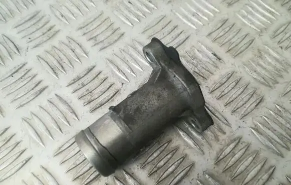 KIA Sorento Engine coolant pipe/hose