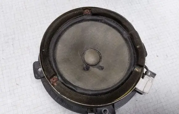 Hyundai Getz Front door speaker 963201C500